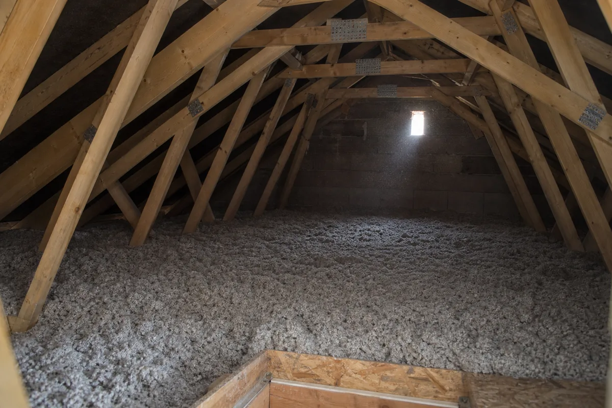 Isolation comble Nantes : combles perdus, R 7 et devis RGE